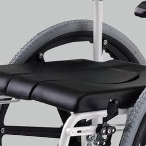 Aliuminis vežimėlis-kėdė į tualetą ir vonią McWet – Meyra